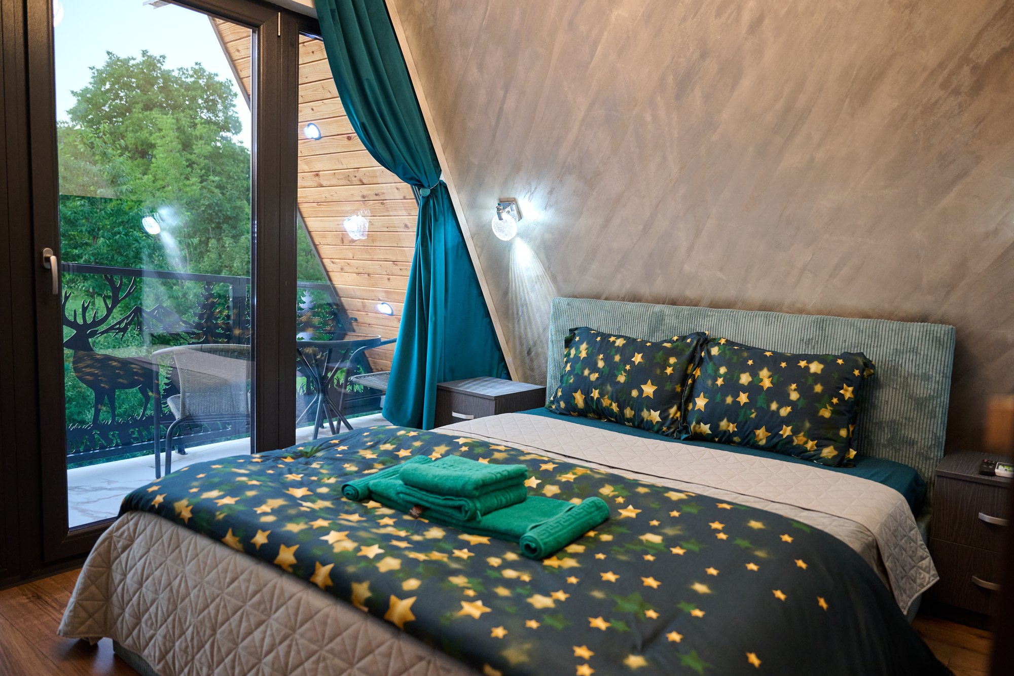 Dormitor cu balcon